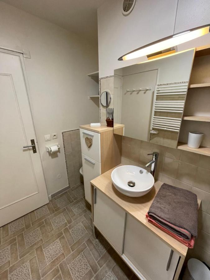 Appartement Atypique En Duplex 팔라바 레 플로 외부 사진