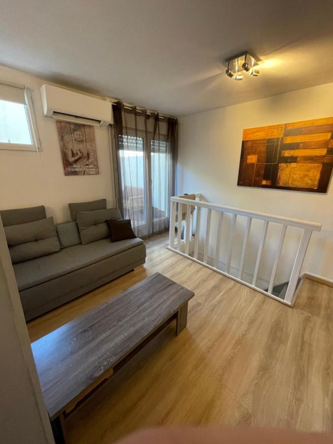Appartement Atypique En Duplex 팔라바 레 플로 외부 사진