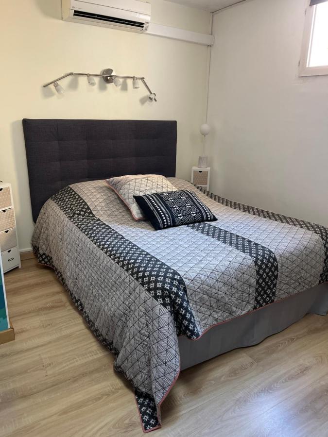 Appartement Atypique En Duplex 팔라바 레 플로 외부 사진
